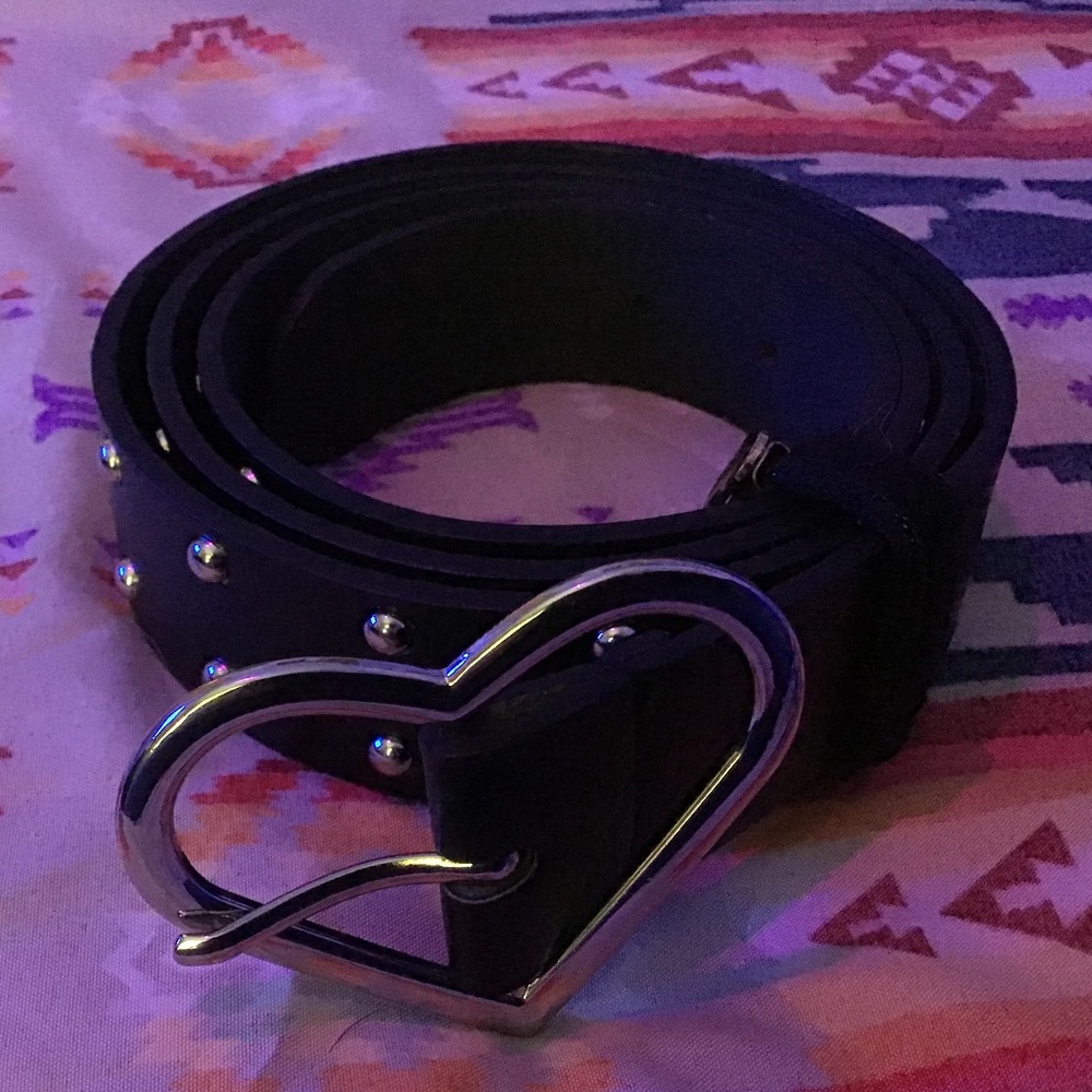 Heart belt